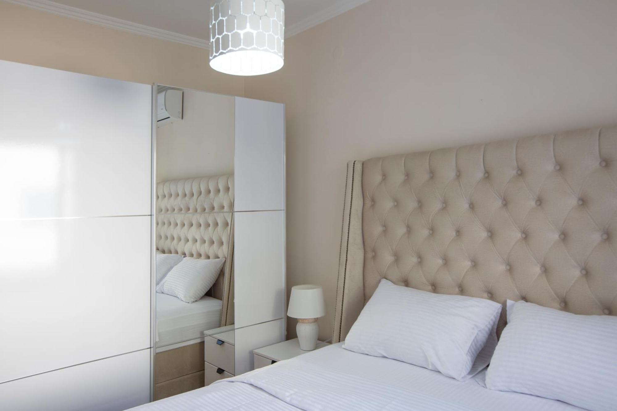 Montesan Luxury Apartment Beach Front Sveti Stefan Exterior photo