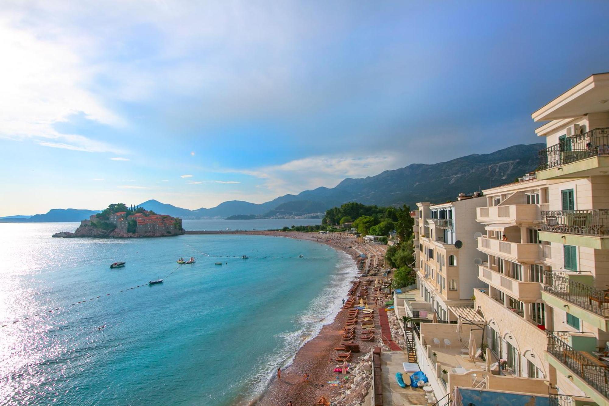 Montesan Luxury Apartment Beach Front Sveti Stefan Exterior photo