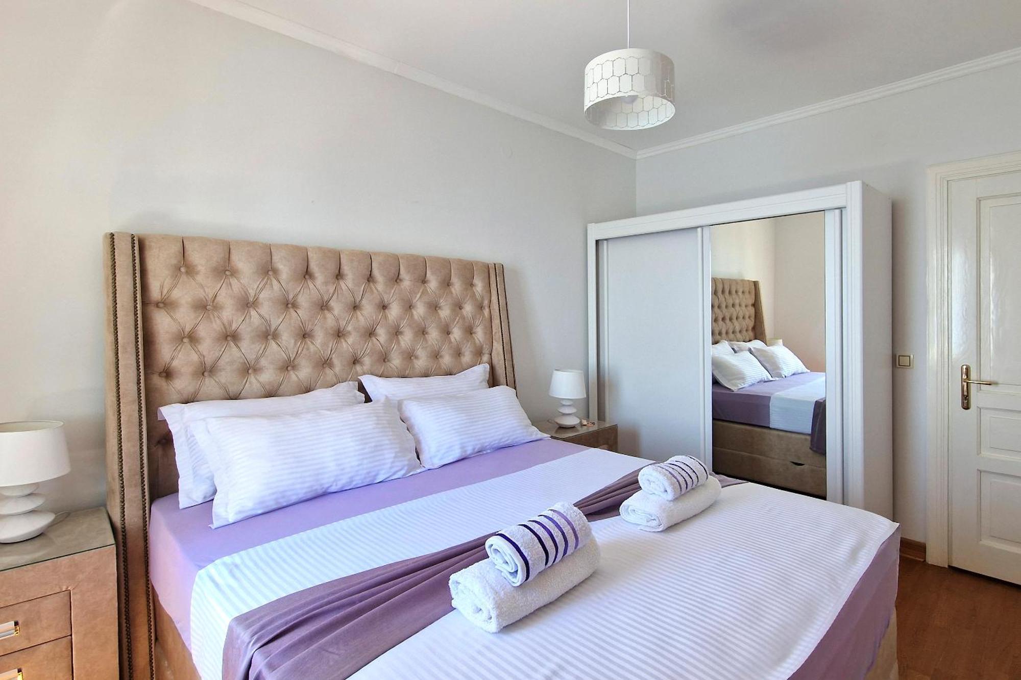 Montesan Luxury Apartment Beach Front Sveti Stefan Exterior photo
